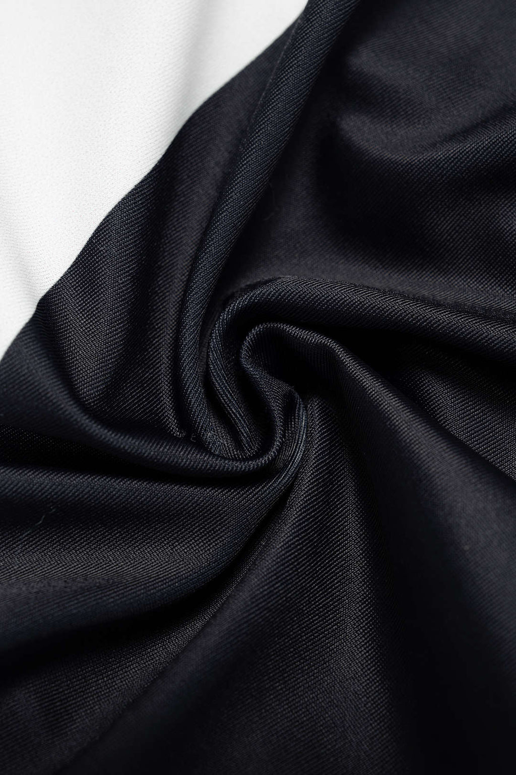 Rosvell Noir Wave Pareo Mayo Set