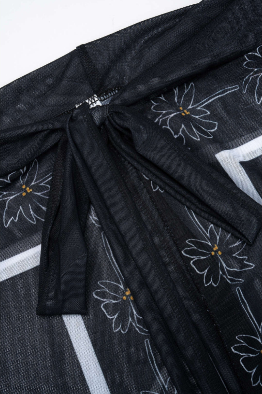 Noir Bloom Mayo Pareo Set