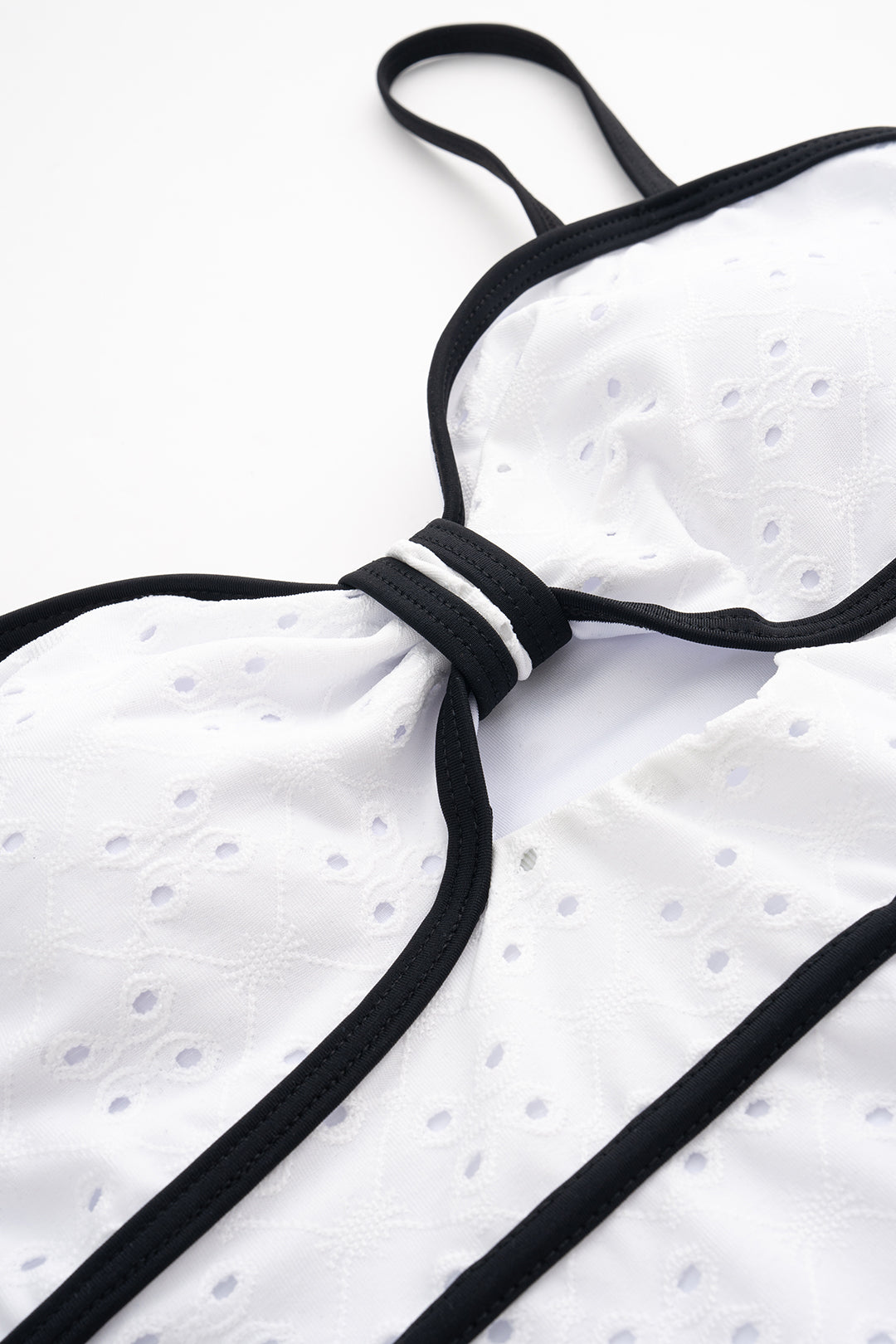 Rosvell Noir Trim Sculpt Mayo